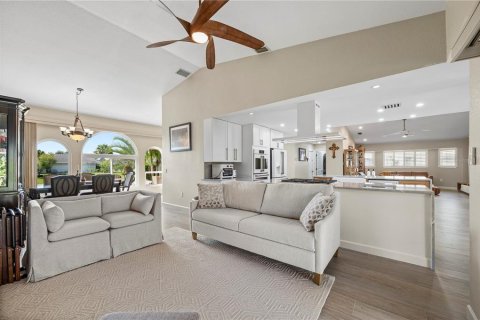 Villa ou maison à vendre à Punta Gorda, Floride: 3 chambres, 215.72 m2 № 1875757 - photo 15
