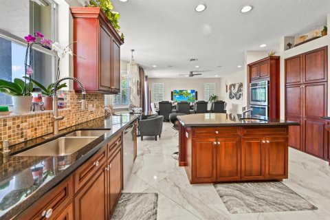 Villa ou maison à vendre à Wellington, Floride: 6 chambres, 368.17 m2 № 2169035 - photo 16