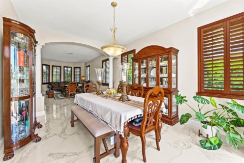 Villa ou maison à vendre à Wellington, Floride: 6 chambres, 368.17 m2 № 2169035 - photo 18