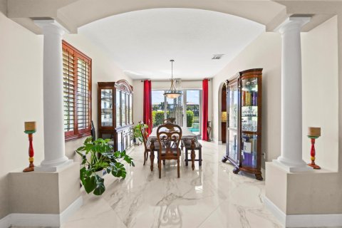 Villa ou maison à vendre à Wellington, Floride: 6 chambres, 368.17 m2 № 2169035 - photo 17