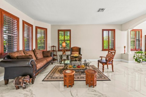 Villa ou maison à vendre à Wellington, Floride: 6 chambres, 368.17 m2 № 2169035 - photo 10