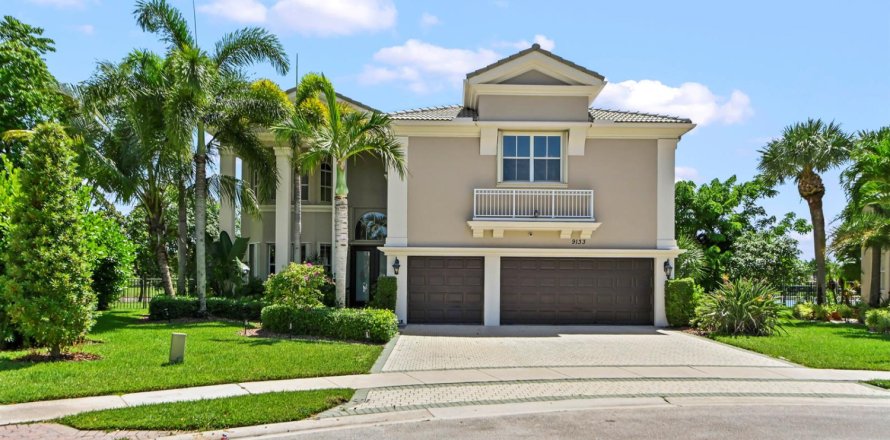 Villa ou maison à Wellington, Floride 6 chambres, 368.17 m2 № 2169035