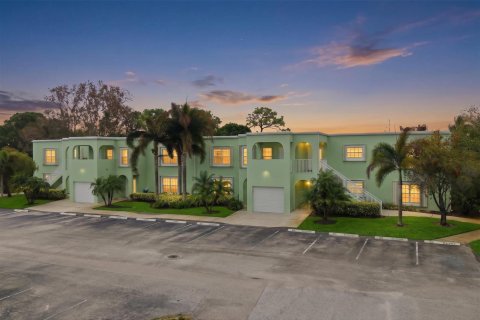 Condo à Port St. Lucie, Floride, 2 chambres № 2078281