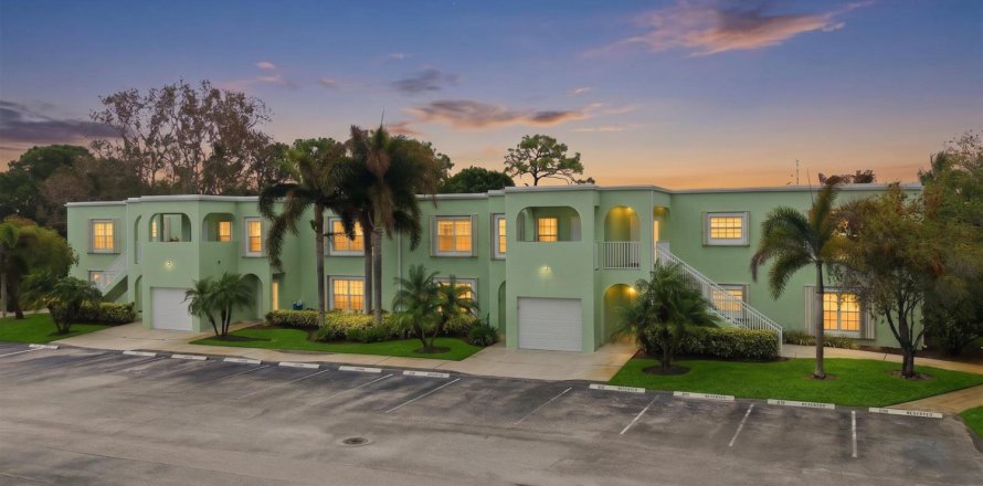 Condo à Port St. Lucie, Floride, 2 chambres № 2078281