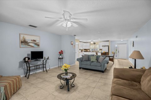 Copropriété à vendre à Port St. Lucie, Floride: 2 chambres, 134.15 m2 № 2078281 - photo 4