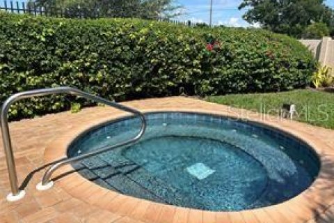 Condominio en alquiler en Bradenton, Florida, 3 dormitorios, 154.12 m2 № 2148916 - foto 20