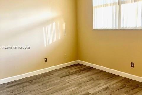 Condominio en venta en Tamarac, Florida, 2 dormitorios, 81.75 m2 № 1986457 - foto 11