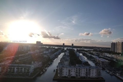 Copropriété à vendre à Sunny Isles Beach, Floride: 2 chambres, 129.69 m2 № 1996955 - photo 9