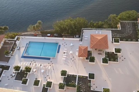 Copropriété à vendre à Sunny Isles Beach, Floride: 2 chambres, 129.69 m2 № 1996955 - photo 8