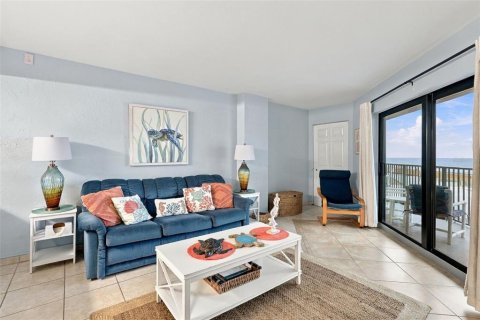 Condo in Daytona Beach Shores, Florida, 1 bedroom  № 2406914 - photo 13
