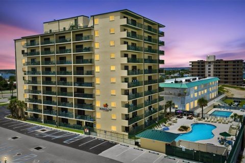 Condominio en Daytona Beach Shores, Florida, 1 dormitorio  № 2406914