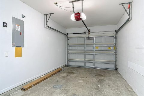 Adosado en alquiler en Tampa, Florida, 3 dormitorios, 166.67 m2 № 1906458 - foto 9