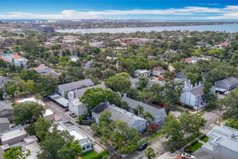 Adosado en alquiler en Tampa, Florida, 3 dormitorios, 166.67 m2 № 1906458 - foto 4