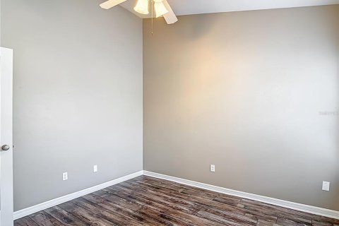 Adosado en alquiler en Tampa, Florida, 3 dormitorios, 166.67 m2 № 1906458 - foto 23