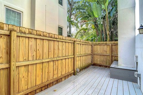 Adosado en alquiler en Tampa, Florida, 3 dormitorios, 166.67 m2 № 1906458 - foto 8