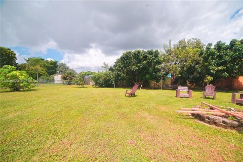 House in Homestead, Florida 4 bedrooms, 186.92 sq.m. № 2058686 - photo 5