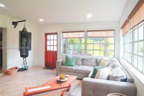 House in Homestead, Florida 4 bedrooms, 186.92 sq.m. № 2058686 - photo 26