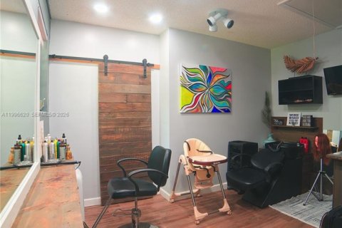 House in Homestead, Florida 4 bedrooms, 186.92 sq.m. № 2058686 - photo 21