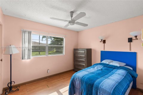 Condominio en venta en Coral Springs, Florida, 2 dormitorios, 73.39 m2 № 1890700 - foto 13