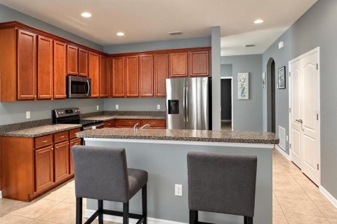 House in Orlando, Florida 3 bedrooms, 160.16 sq.m. № 2355113 - photo 4