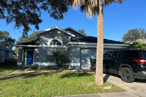 Villa ou maison à louer à Orlando, Floride: 3 chambres, 130.16 m2 № 2416417 - photo 2