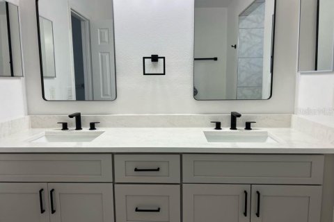Villa ou maison à louer à Orlando, Floride: 3 chambres, 130.16 m2 № 2416417 - photo 23