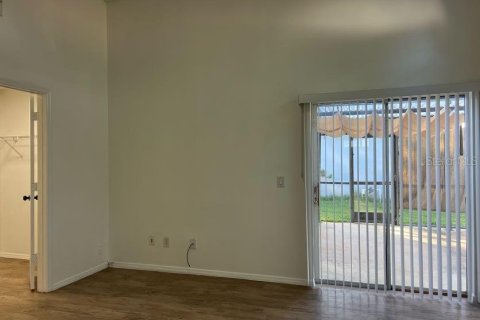 Villa ou maison à louer à Orlando, Floride: 3 chambres, 130.16 m2 № 2416417 - photo 18