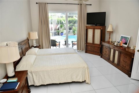 Casa en venta en Delray Beach, Florida, 4 dormitorios, 217.67 m2 № 1965551 - foto 18