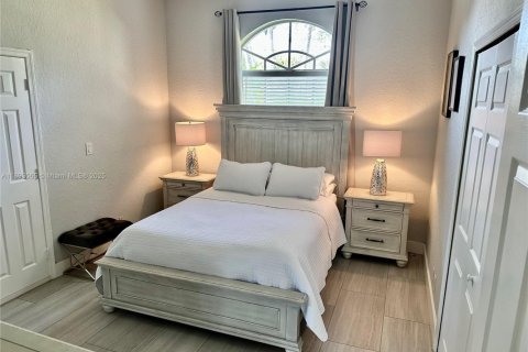 Casa en venta en Delray Beach, Florida, 4 dormitorios, 217.67 m2 № 1965551 - foto 21