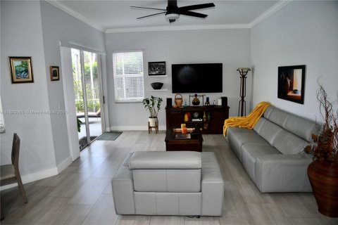 Casa en venta en Delray Beach, Florida, 4 dormitorios, 217.67 m2 № 1965551 - foto 29