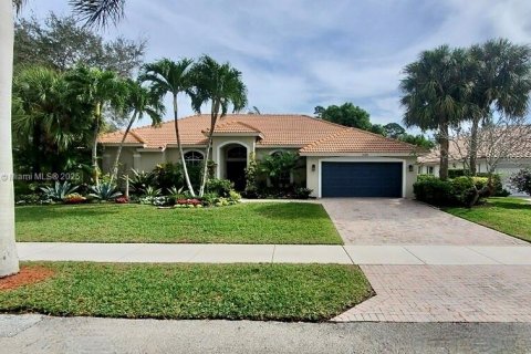 Casa en venta en Delray Beach, Florida, 4 dormitorios, 217.67 m2 № 1965551 - foto 1