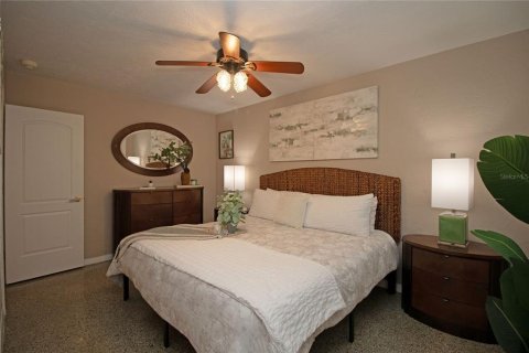 Casa en alquiler en Saint Petersburg, Florida, 4 dormitorios, 136.01 m2 № 1759468 - foto 7
