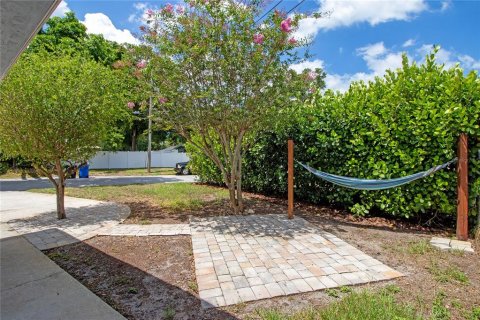 Casa en alquiler en Saint Petersburg, Florida, 4 dormitorios, 136.01 m2 № 1759468 - foto 10