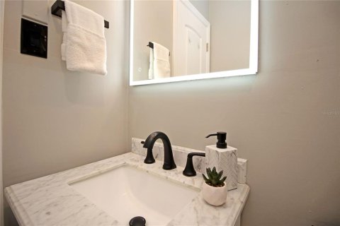 Casa en alquiler en Saint Petersburg, Florida, 4 dormitorios, 136.01 m2 № 1759468 - foto 25
