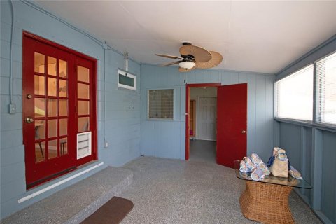 Casa en alquiler en Saint Petersburg, Florida, 4 dormitorios, 136.01 m2 № 1759468 - foto 14