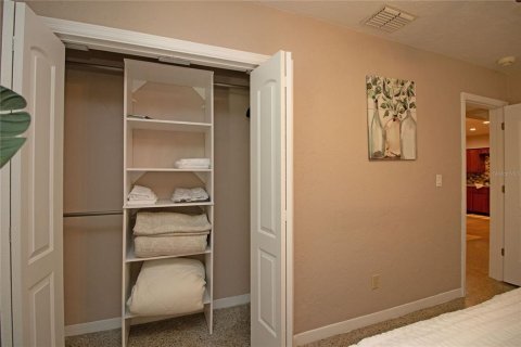 Casa en alquiler en Saint Petersburg, Florida, 4 dormitorios, 136.01 m2 № 1759468 - foto 13