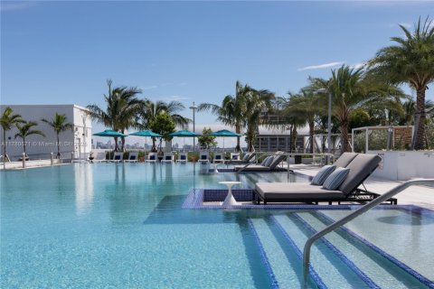 Copropriété à louer à Hollywood, Floride: 1 chambre, 87.33 m2 № 1985644 - photo 12