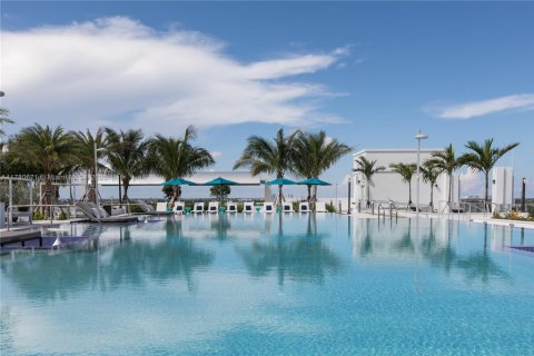 Copropriété à louer à Hollywood, Floride: 1 chambre, 87.33 m2 № 1985644 - photo 13