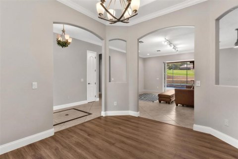 Casa en venta en Lady Lake, Florida, 3 dormitorios, 250.65 m2 № 2219251 - foto 9