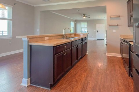 Villa ou maison à louer à Riverview, Floride: 2 chambres, 126.35 m2 № 2384195 - photo 7