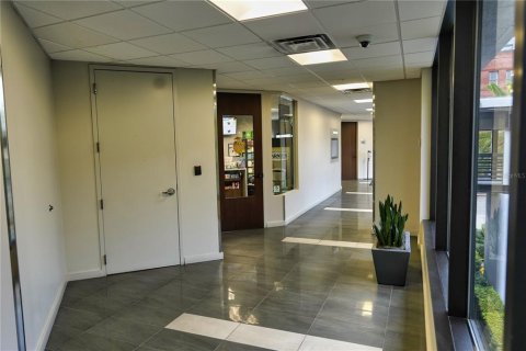 Immobilier commercial à vendre à Orlando, Floride: 60.48 m2 № 1322578 - photo 19