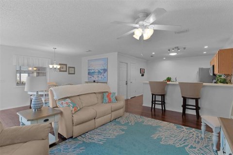 Casa en venta en The Villages, Florida, 2 dormitorios, 107.77 m2 № 2123528 - foto 21