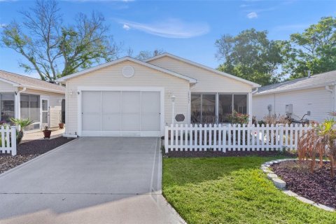 Casa en The Villages, Florida 2 dormitorios, 107.77 m2 № 2123528