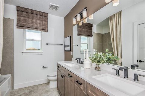 Casa en venta en Riverview, Florida, 5 dormitorios, 368.26 m2 № 2258547 - foto 21