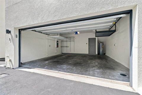 Adosado en venta en Tampa, Florida, 3 dormitorios, 184.69 m2 № 2304426 - foto 23