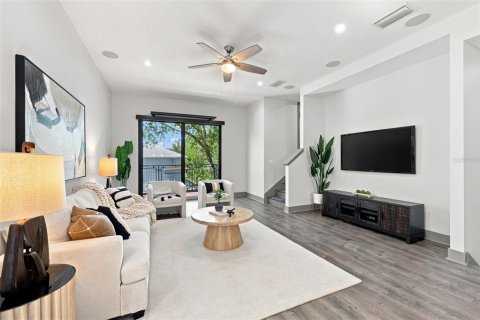 Adosado en venta en Tampa, Florida, 3 dormitorios, 184.69 m2 № 2304426 - foto 7