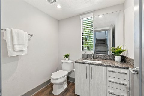 Adosado en venta en Tampa, Florida, 3 dormitorios, 184.69 m2 № 2304426 - foto 10