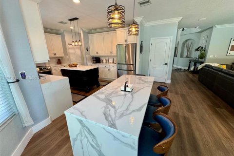Casa en venta en Miramar, Florida, 5 dormitorios, 344.3 m2 № 2079388 - foto 4