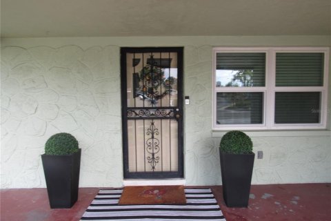 House in Holiday, Florida 3 bedrooms, 145.3 sq.m. № 1898814 - photo 2