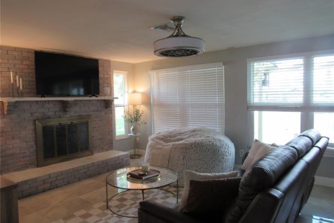 House in Holiday, Florida 3 bedrooms, 145.3 sq.m. № 1898814 - photo 8